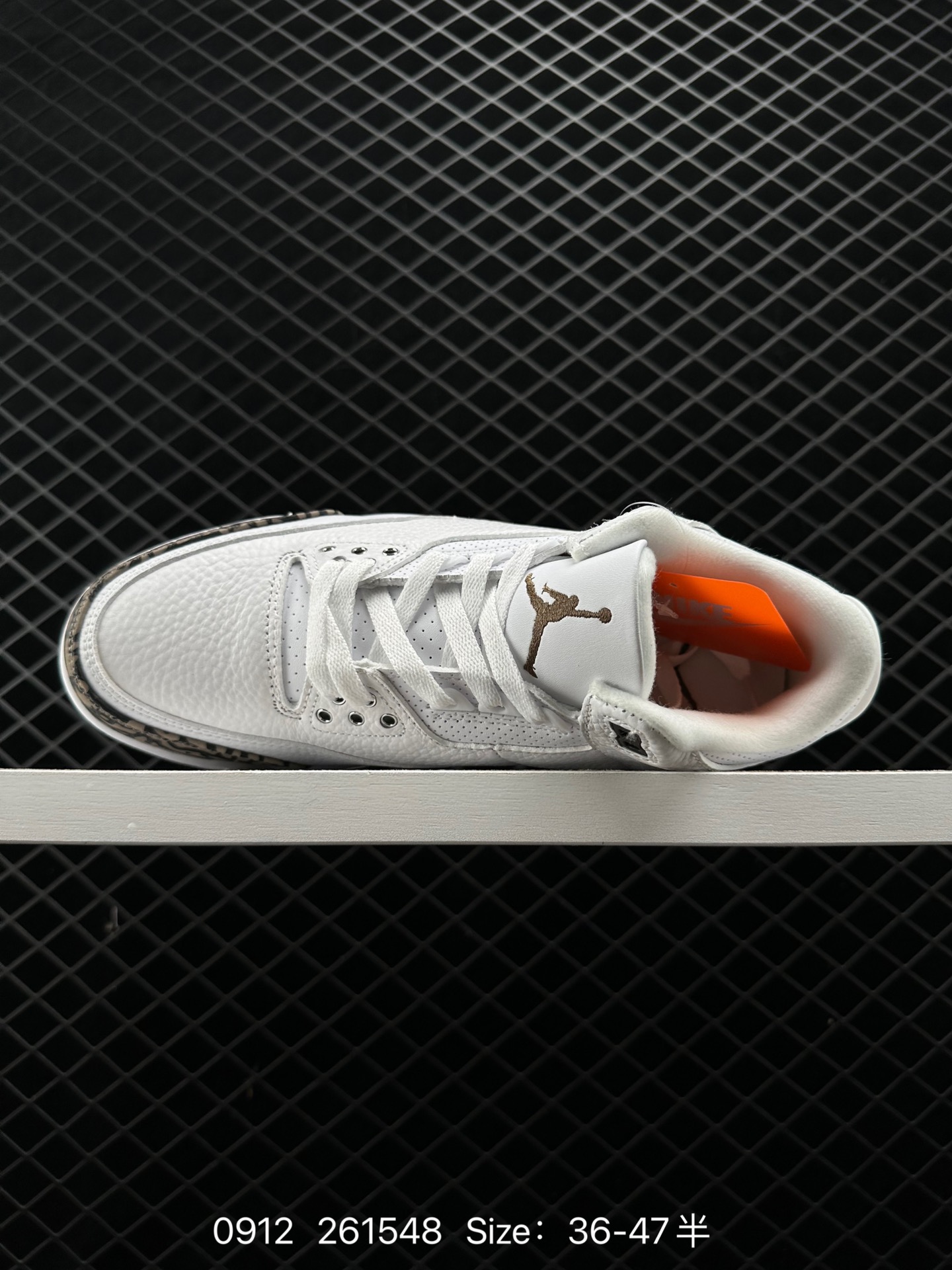 Air Jordan 3 Retro ”Hide and Sneak“